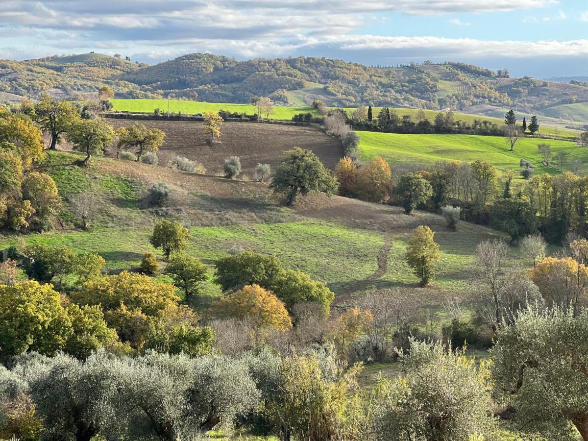 Casale Terre Rosse Bed & Breakfast Saturnia Exterior photo