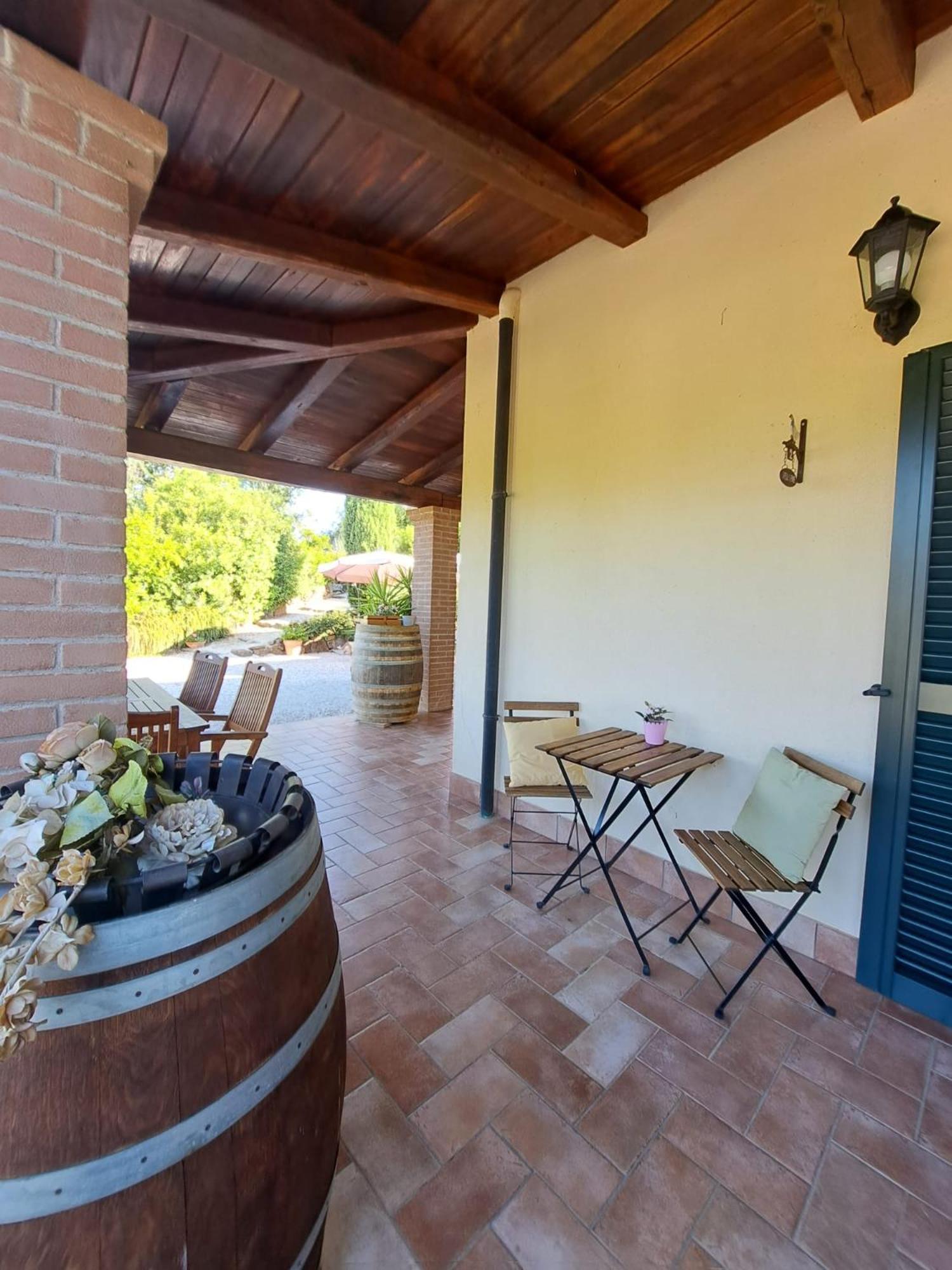 Casale Terre Rosse Bed & Breakfast Saturnia Exterior photo